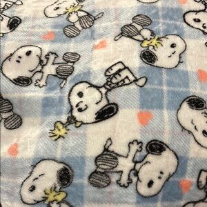 Snoopy Patterned Blanket
